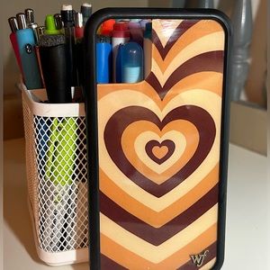 Brown Hearts iPhone 11 Case